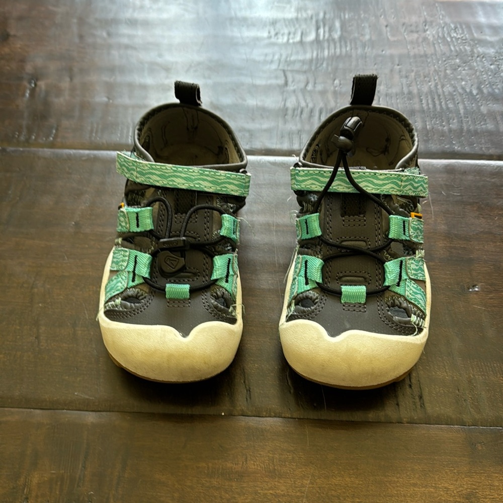 Keen Shoes Kids Size 11
